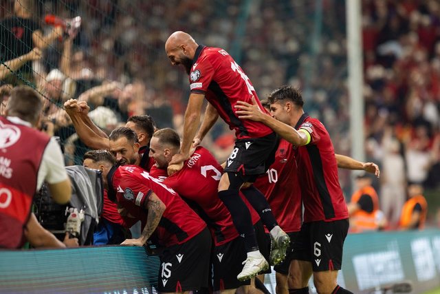 Sukseset ndaj Polonisë, Çekisë dhe Bullgarisë, Shqipëria ngjitet tre vende në renditjen e FIFA-s për tetorin