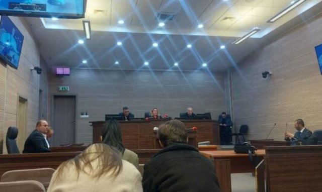 Dënohet me mbi 4 vite burg ish-ministri shqiptar, ja akuzat që rëndojnë ndaj tij